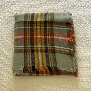 Blanket / blanket scarf